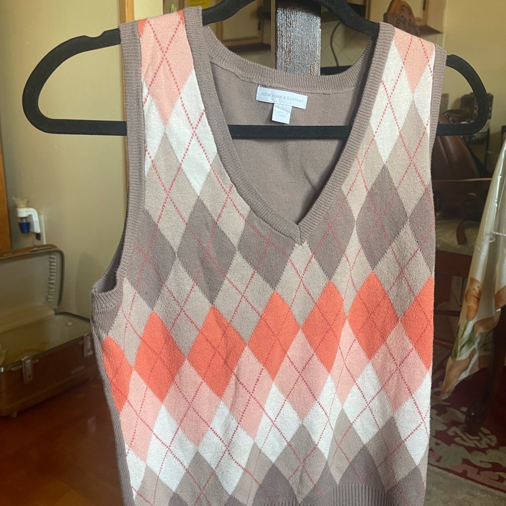 Argyle Sweater Vest in Brown and Orange